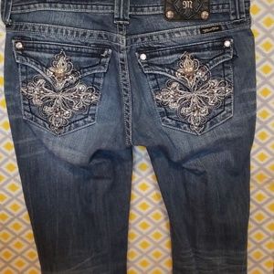Miss Me jeans 30" rhinestone pockets